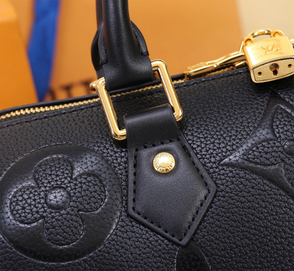 ルイヴィトンバッグ細部ディテール